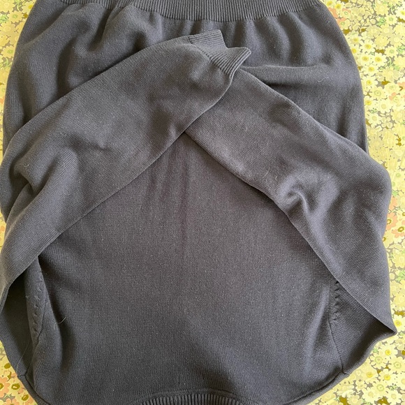 Izod long sleeve knit sweater - Picture 3 of 4